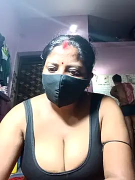 Fetish-Couple2 online show from February 11, 2026, 8:58 pm