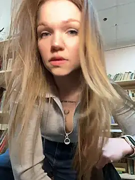 Snapshot of StreetSquirt chatting on April 25, 2026, 3:53 am StreetSquirt online show from April 25, 2026, 3:53 am