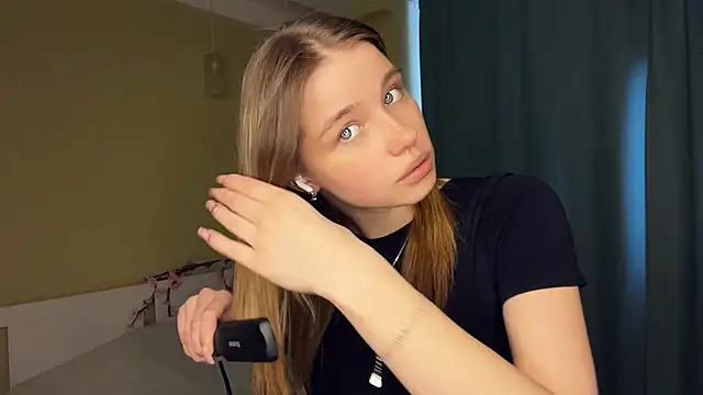 EarthaStinett online show from March 12, 2026, 12:11 pm