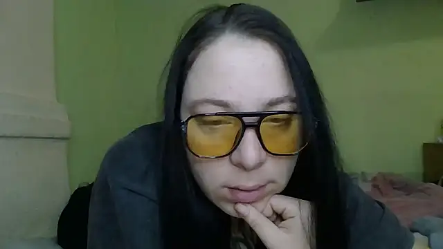 MillaSourety online show from February 12, 2026, 8:53 am