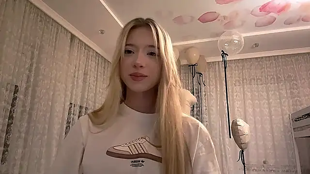 Snapshot of IvyArmbrister chatting on February 23, 2026, 7:22 pm IvyArmbrister online show from February 23, 2026, 7:22 pm