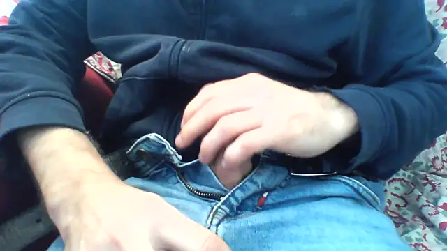 andre italy online show from February 12, 2026, 1:06 pm