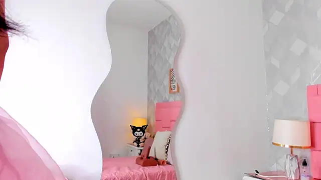 dolly kitter online show from March 30, 2026, 11:44 am