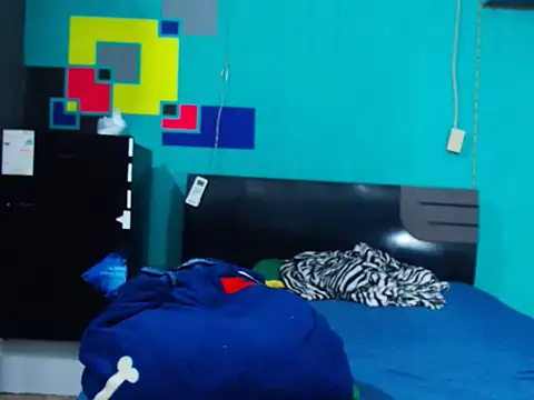 Snapshot of analyn-2027 chatting on February 15, 2026, 10:28 pm analyn-2027 online show from February 15, 2026, 10:28 pm