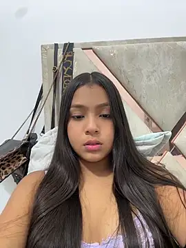 Baby morena12 online show from May 27, 2026, 3:47 am