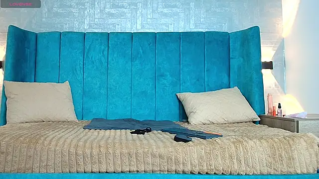 Snapshot of dulcenena_moon chatting on February 7, 2026, 11:25 am dulcenena moon online show from February 7, 2026, 11:25 am