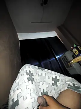 Snapshot of chocolatesboy143 chatting on February 22, 2026, 4:16 pm chocolatesboy143 online show from February 22, 2026, 4:16 pm