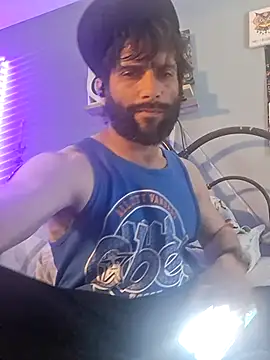 Snapshot of TrndSettr chatting on February 22, 2026, 6:50 pm TrndSettr online show from February 22, 2026, 6:50 pm