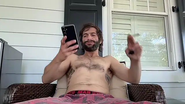Snapshot of TrndSettr chatting on May 16, 2026, 2:27 pm TrndSettr online show from May 16, 2026, 2:27 pm