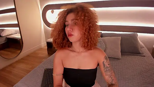 Sienna brunette online show from February 10, 2026, 12:20 pm