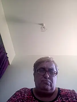 Snapshot of SusanStar874 chatting on May 4, 2026, 10:00 am SusanStar874 online show from May 4, 2026, 10:00 am