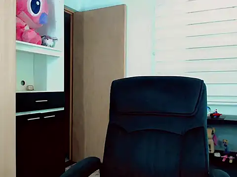 duvisex19 online show from March 31, 2026, 8:42 pm