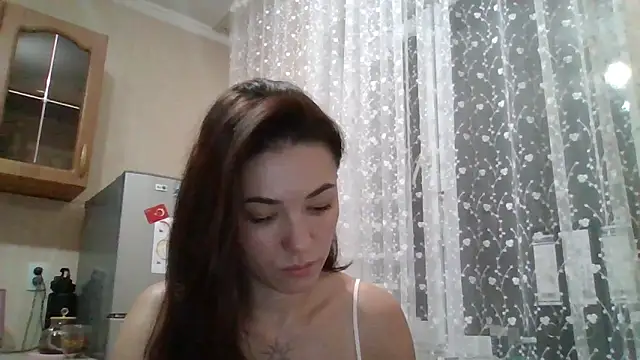 Dream Petal  online show from March 19, 2026, 4:44 pm