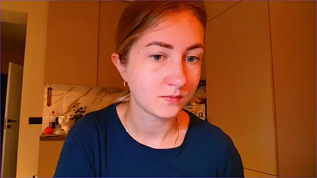 BluueSilk online show from November 7, 2025, 6:02 am