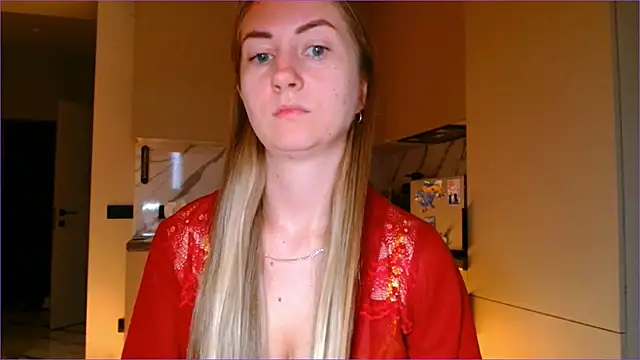 BluueSilk online show from November 20, 2025, 7:41 am