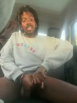 Snapshot of makemestayhard chatting on February 12, 2026, 2:45 pm makemestayhard online show from February 12, 2026, 2:45 pm