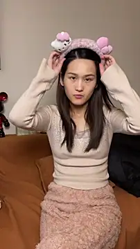 mmxy7788 online show from February 13, 2026, 5:14 am