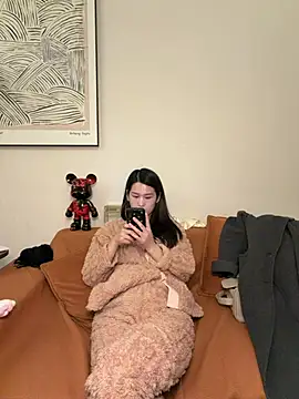 mmxy7788 online show from February 16, 2026, 1:18 pm