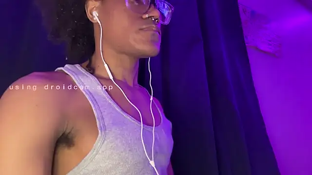 Snapshot of vexahleah chatting on July 9, 2026, 5:33 am vexahleah online show from July 9, 2026, 5:33 am
