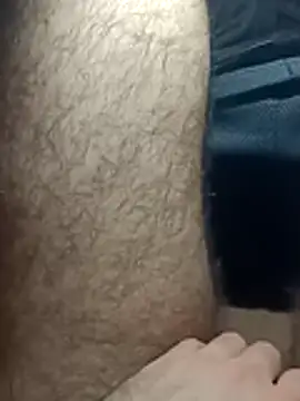 Snapshot of Erkegin001 chatting on February 22, 2026, 12:12 am Erkegin001 online show from February 22, 2026, 12:12 am