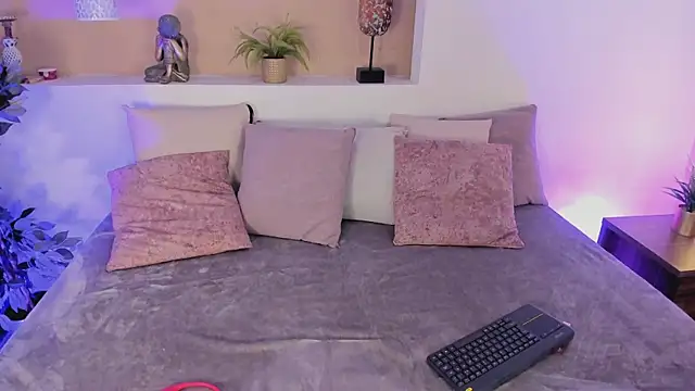 xiomara cortes online show from March 29, 2026, 12:38 pm