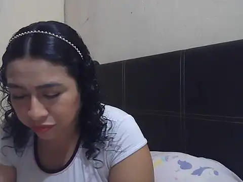 Snapshot of DalilahMx chatting on May 27, 2026, 3:47 am DalilahMx online show from May 27, 2026, 3:47 am