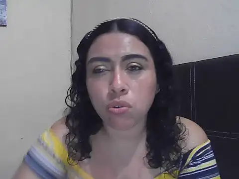 Snapshot of DalilahMx chatting on July 14, 2026, 1:52 am DalilahMx online show from July 14, 2026, 1:52 am