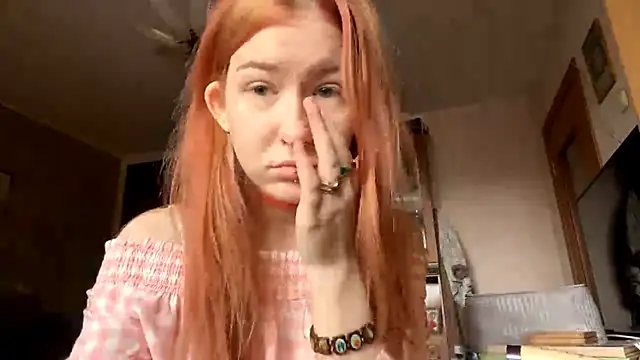 LaureenVielma online show from February 14, 2026, 7:05 am