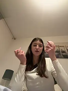 Snapshot of shyhabibi chatting on February 27, 2026, 7:03 pm shyhabibi online show from February 27, 2026, 7:03 pm