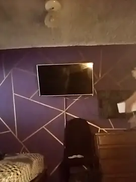 honeymannn online show from February 4, 2026, 8:14 pm