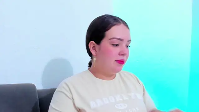 Emely pregnantt online show from February 17, 2026, 10:27 pm