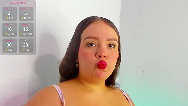 Emely pregnantt online show from July 27, 2026, 3:13 am