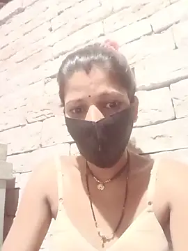 Divya-11431 online show from June 7, 2026, 6:22 pm
