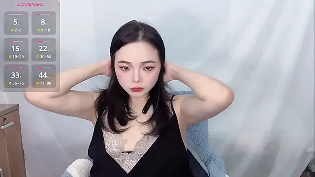 Eliana-ik online show from February 10, 2026, 6:17 am