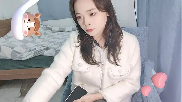 Eliana-ik online show from March 3, 2026, 5:19 pm