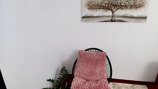 Snapshot of MissyScarlet chatting on February 20, 2026, 5:15 am MissyScarlet online show from February 20, 2026, 5:15 am