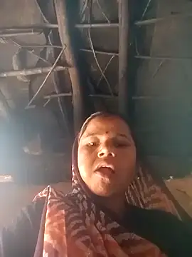 Snapshot of Pooja_sahu chatting on February 11, 2026, 6:51 am Pooja sahu online show from February 11, 2026, 6:51 am