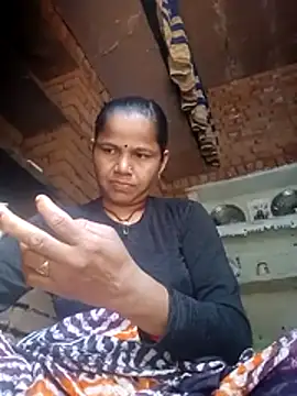 Snapshot of Pooja_sahu chatting on February 19, 2026, 8:32 am Pooja sahu online show from February 19, 2026, 8:32 am