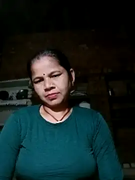 Snapshot of Pooja_sahu chatting on February 27, 2026, 4:29 pm Pooja sahu online show from February 27, 2026, 4:29 pm