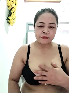 Baby-bigtits2026 online show from February 20, 2026, 3:58 am