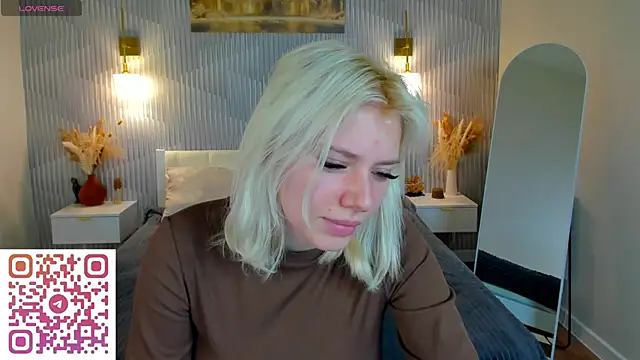 Kate Krose online show from April 15, 2026, 9:16 am