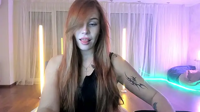 kelly love 222 online show from June 9, 2026, 7:47 pm