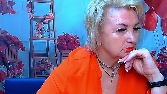 Snapshot of RenataDaster chatting on March 25, 2026, 6:41 am RenataDaster online show from March 25, 2026, 6:41 am