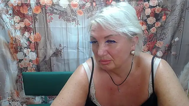 RenataDaster online show from July 8, 2026, 10:53 am