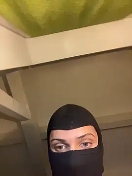 HelinHot online show from March 5, 2026, 6:04 pm