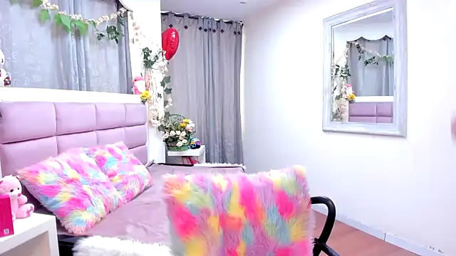 Keiry Paloma online show from February 21, 2026, 1:45 pm