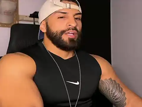 Snapshot of SamDornan51 chatting on February 19, 2026, 1:01 am SamDornan51 online show from February 19, 2026, 1:01 am