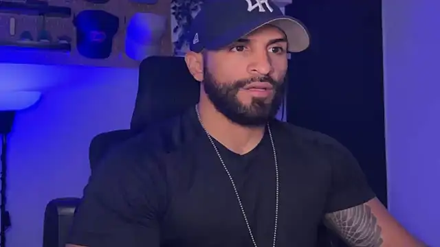 SamDornan51 online show from April 14, 2026, 2:50 am