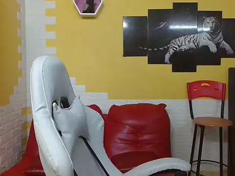 Snapshot of chacorta_ chatting on April 21, 2026, 12:55 pm chacorta online show from April 21, 2026, 12:55 pm