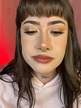 Tamara uwu online show from June 18, 2026, 8:24 pm
